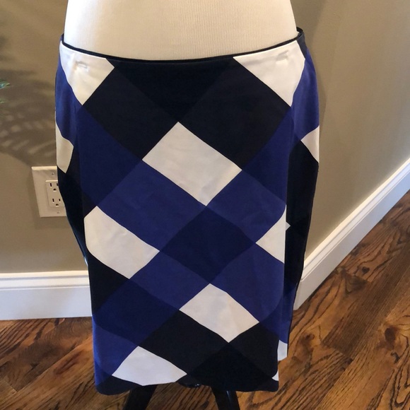 White House Black Market Dresses & Skirts - White House | Black Market skirt. Size 10.